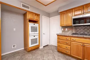 735 E Ave K7, Lancaster, CA 93535 - Photo 15