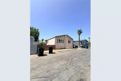 16079 Yarnell #B1, Sylmar, CA 91342 - Photo 3