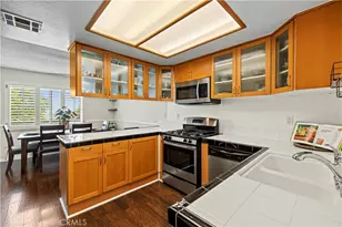 15614 Crestview Ln, Granada Hills, CA 91344 - Photo 3