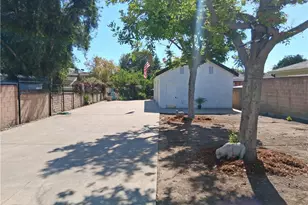 12587 Bradley Ave, Sylmar, CA 91342 - Photo 25