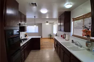 12587 Bradley Ave, Sylmar, CA 91342 - Photo 13