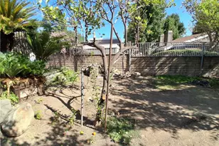 12587 Bradley Ave, Sylmar, CA 91342 - Photo 31