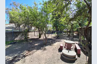 12587 Bradley Avenue, Sylmar, CA 91342 - Photo 31