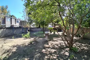 12587 Bradley Ave, Sylmar, CA 91342 - Photo 33