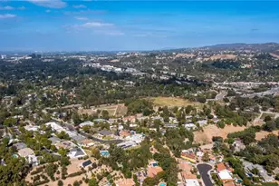 23837 Ladrillo St, Woodland Hills, CA 91367 - Photo 37