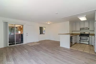 13126 Bromont #1, Sylmar, CA 91342 - Photo 7