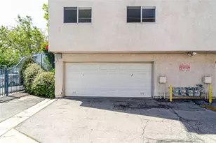 13126 Bromont, Sylmar, CA 91342 - Photo 23