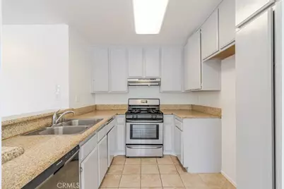 13126 Bromont #1, Sylmar, CA 91342 - Photo 11