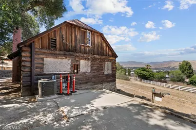 27772 Parker Rd, Castaic, CA 91384 - Photo 21