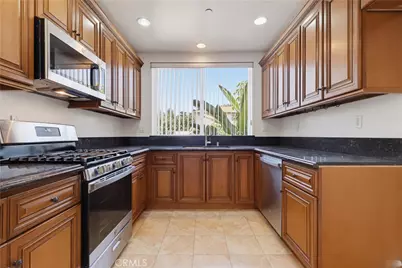350 Bethany Road, Burbank, CA 91504 - Photo 7