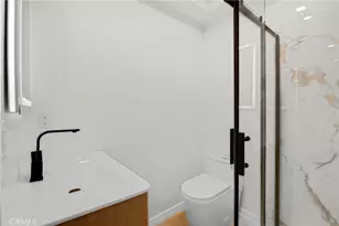 13131 Crewe, North Hollywood, CA 91605 - Photo 33