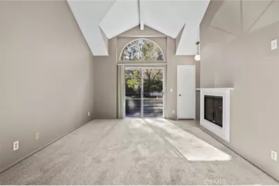 26908 Flo Lane #464, Canyon Country, CA 91351 - Photo 3