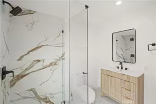 7010 Lennox Ave, Van Nuys, CA 91405 - Photo 33