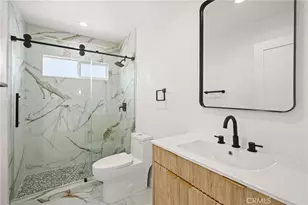 7010 Lennox Ave, Van Nuys, CA 91405 - Photo 25