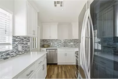 6501 Charlesworth Avenue, North Hollywood, CA 91606 - Photo 7