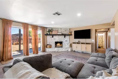 20061 Seneca, Apple Valley, CA 92307 - Photo 3