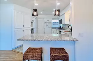 1735 Los Robles Dr, Bakersfield, CA 93306 - Photo 5