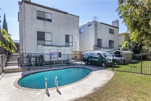 13203 Vanowen St, North Hollywood, CA 91605 - Photo 19