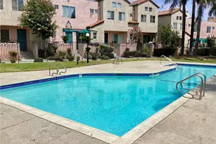 13901 Olive View Ln, Sylmar, CA 91342 - Photo 27