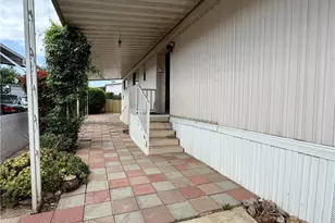 8801 17 Eton, Canoga Park, CA 91304 - Photo 19