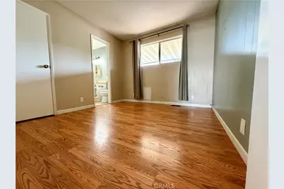 8801 Eton, Canoga Park, CA 91304 - Photo 5