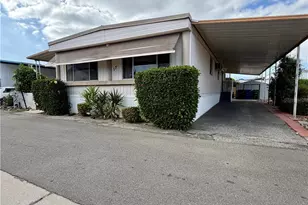 8801 17 Eton, Canoga Park, CA 91304 - Photo 25