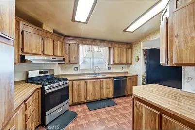 2121 E Ave I Spc 10 #10, Lancaster, CA 93535 - Photo 13