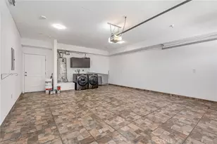 9330 Sunland, Los Angeles, CA 91352 - Photo 23