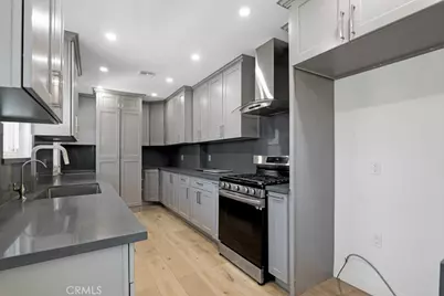 7100 Varna Avenue, North Hollywood, CA 91605 - Photo 7