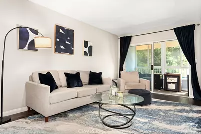 18307 Burbank Blvd #92, Tarzana, CA 91356 - Photo 1
