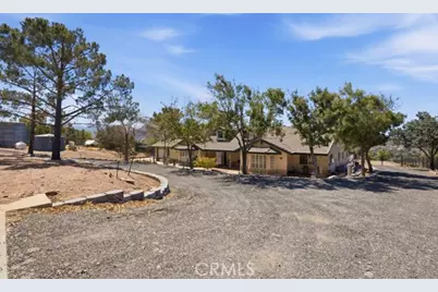 9722 Hierba, Agua Dulce, CA 91390 - Photo 33