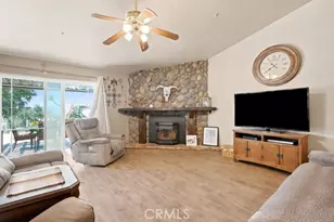 9722 Hierba, Agua Dulce, CA 91390 - Photo 7