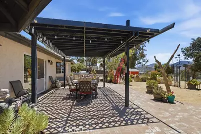 9722 Hierba, Agua Dulce, CA 91390 - Photo 31