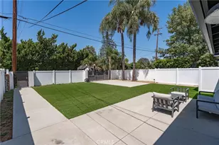 23030 Dolorosa, Woodland Hills, CA 91367 - Photo 37