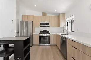 23030 Dolorosa, Woodland Hills, CA 91367 - Photo 41