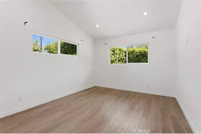 23030 Dolorosa, Woodland Hills, CA 91367 - Photo 19