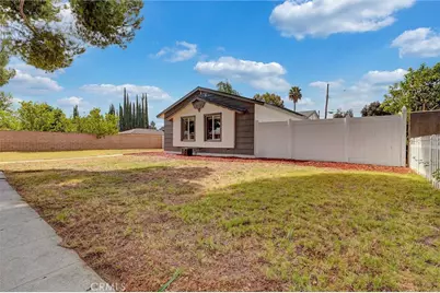 22916 Saticoy Street, West Hills, CA 91304 - Photo 47