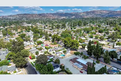 22916 Saticoy Street, West Hills, CA 91304 - Photo 49