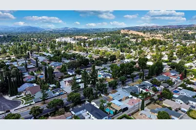 22916 Saticoy Street, West Hills, CA 91304 - Photo 41