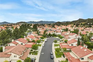19554 Crystal Ridge Ln, Porter Ranch, CA 91326 - Photo 23