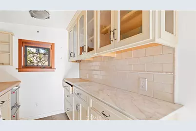18552 Erwin, Tarzana, CA 91335 - Photo 25