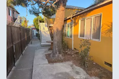 7256 Vineland, Los Angeles, CA 91352 - Photo 3