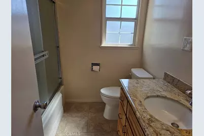 20026 Lull, Winnetka, CA 91306 - Photo 15