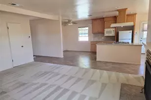 20026 Lull, Winnetka, CA 91306 - Photo 3
