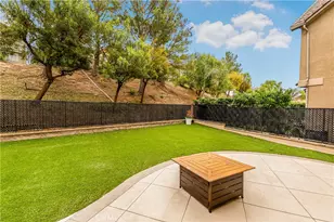 11500 Santini Ln, Porter Ranch, CA 91326 - Photo 33