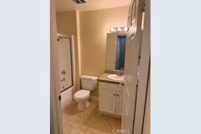 5545 Canoga Avenue, Woodland Hills, CA 91367 - Photo 23