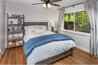 21709 Michale Street, Canoga Park, CA 91304 - Photo 9