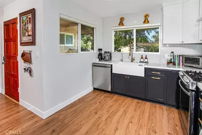 21709 Michale Street, Canoga Park, CA 91304 - Photo 5