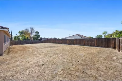 15530 Montalone Place, Bakersfield, CA 93314 - Photo 33