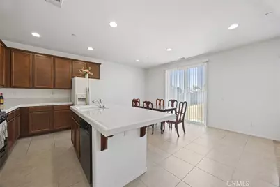 15530 Montalone Place, Bakersfield, CA 93314 - Photo 11